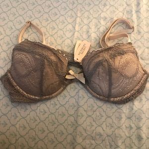 *BRAND NEW* Victoria’s Secret Lace Bra